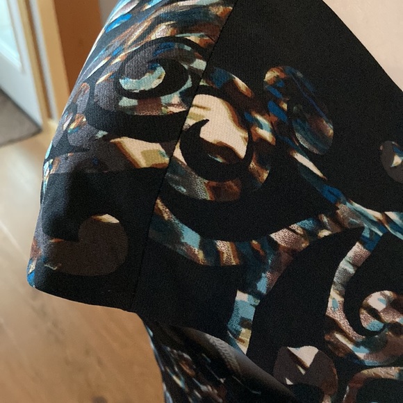 Jones New York Women's Dress Size 6 - Picture 4 of 7